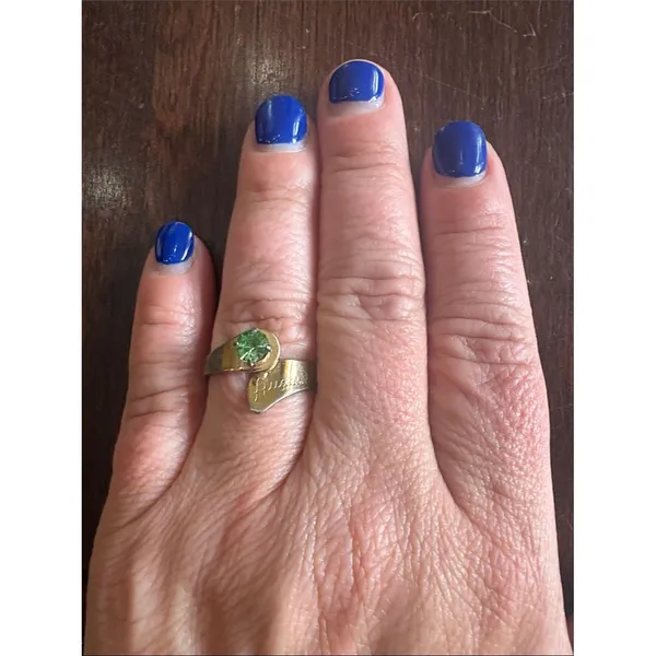 Vintage August Ring with Green Gold - Image 2