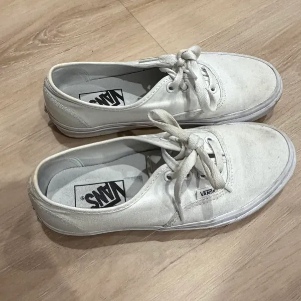 Vans Authentic Sneakers Women’s - Image 2