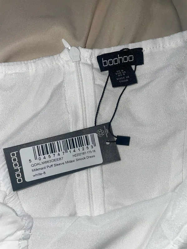 Boohoo Milkmaid Puff Sleeve Midi Dress - Image 3