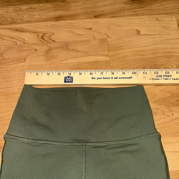 ALO Yoga Moto Leggings‎ Olive Green Ribbed Panels High Waist Athletic Womens - Image 5