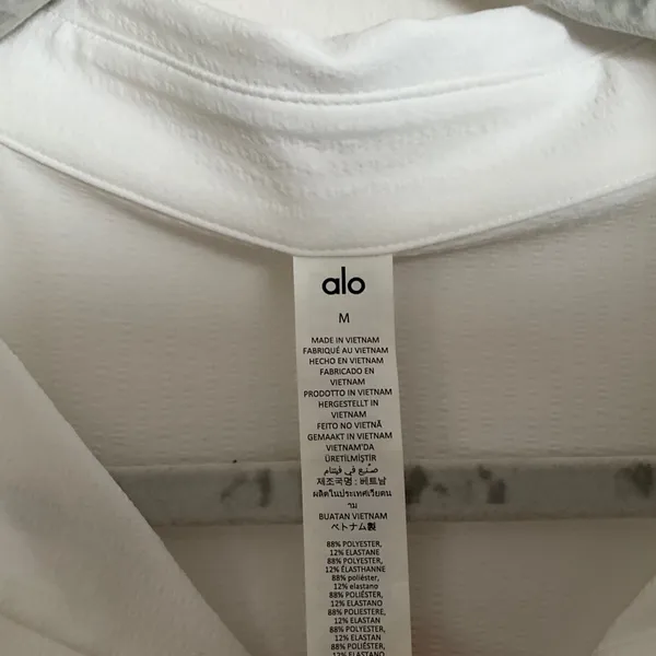 Alo Yoga Dreamscape Button Down Long Sleeve White M - Image 3