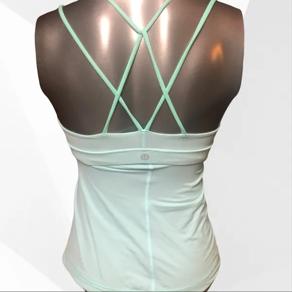 Lululemon Athletic Activewear Top Padded Bra Size 4 Pre-Loved - Image 4
