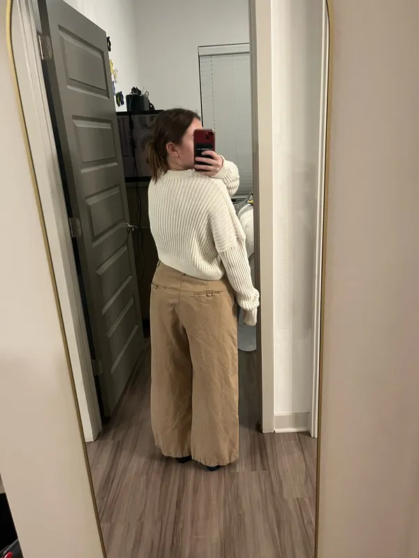 Urban Outfitters Cropped Sweater - Image 6