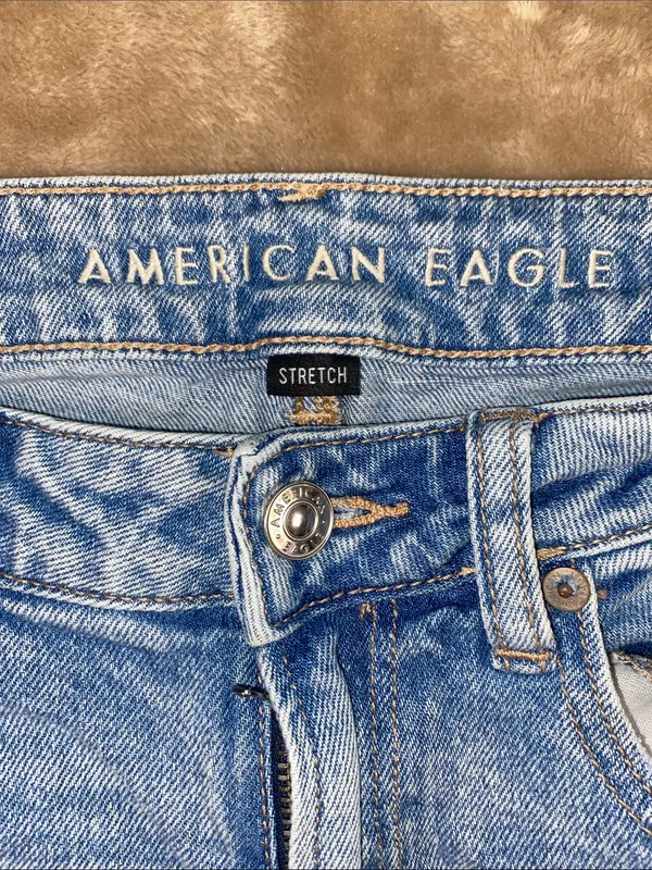 American Eagle Outfitters Mom Jean Light Blue - Image 2