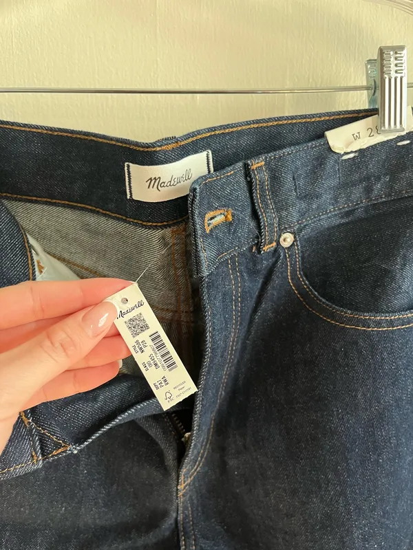 Madewell Petite Vintage Flare Jeans - Image 4