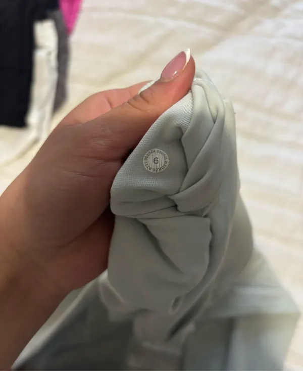 Lululemon Leggings - Image 4
