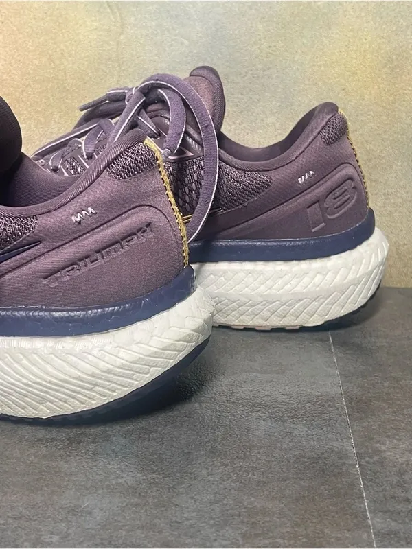 Saucony Triumph 18 Women's Purple Running Shoes S10595-20 Size 6 - Image 12