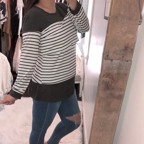 Large black & white striped nursing top - Image 3