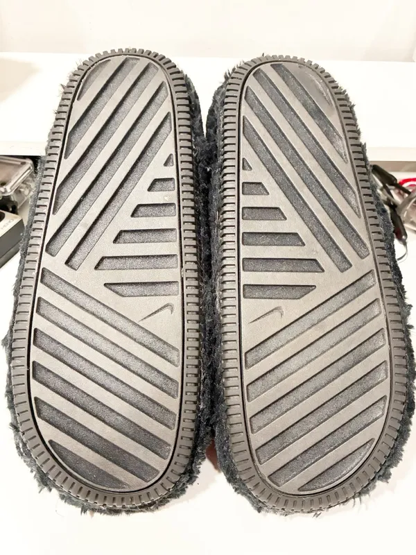 Nike Calm Mule SE Women Faux Fur Comfy Slides Size 11 Slip On - Image 6