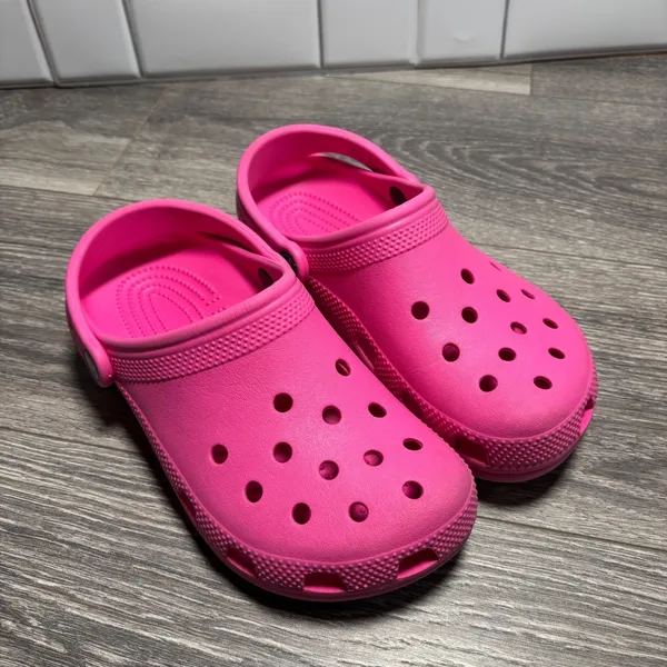 Crocs Classic Clogs Pink‎ Slip On Casual Comfort ShoesSize J5/W7/M5 - Image 8
