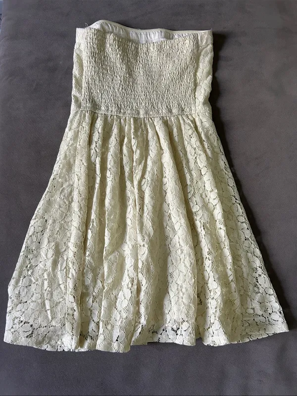 Hollister Strapless Lace Dress in Cream - Image 5