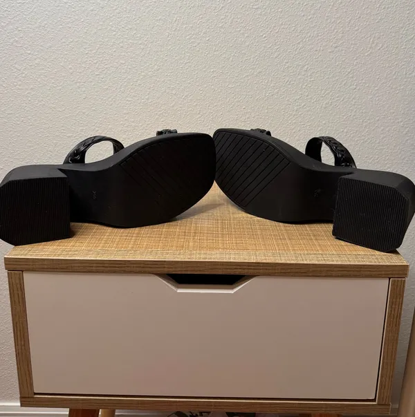 Black Platform Sandals Chunky Heel Size 8.5 - Image 7