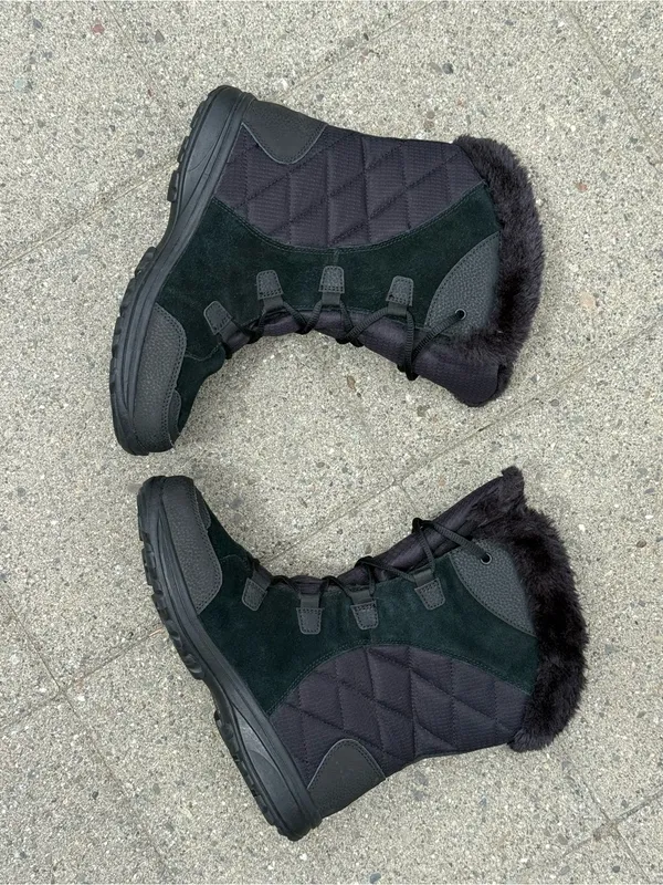 Columbia Women's Ice Maiden II Boots • Sz 9.5 - Image 4