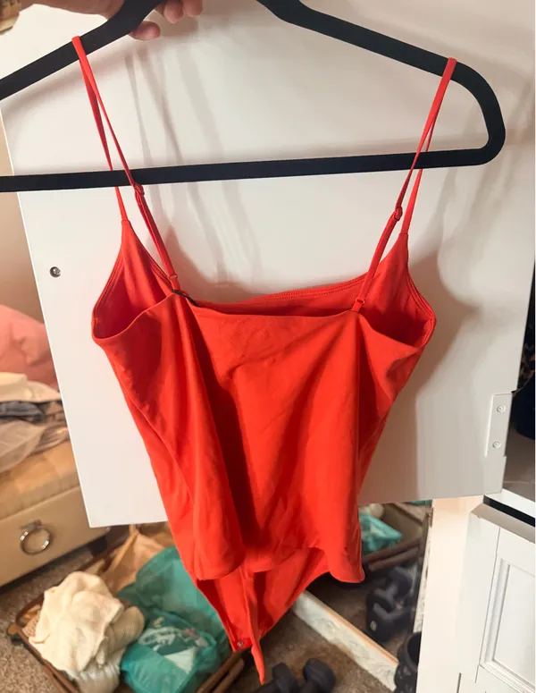 Aritzia Bodysuit Contour - Image 5