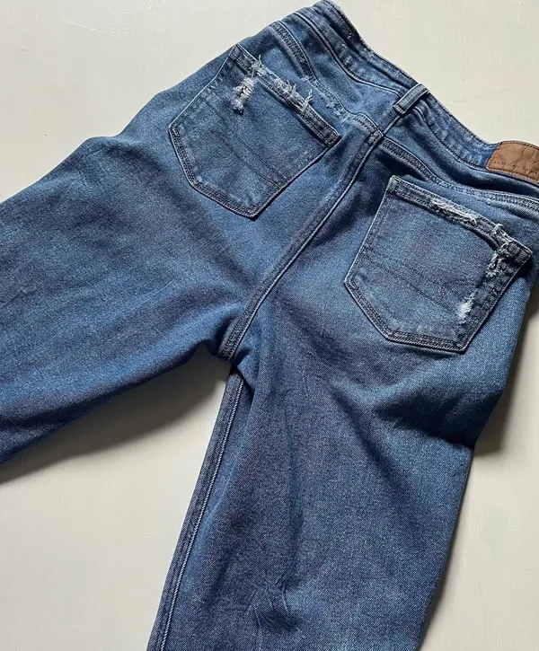 American Eagle mom straight jeans - Image 3