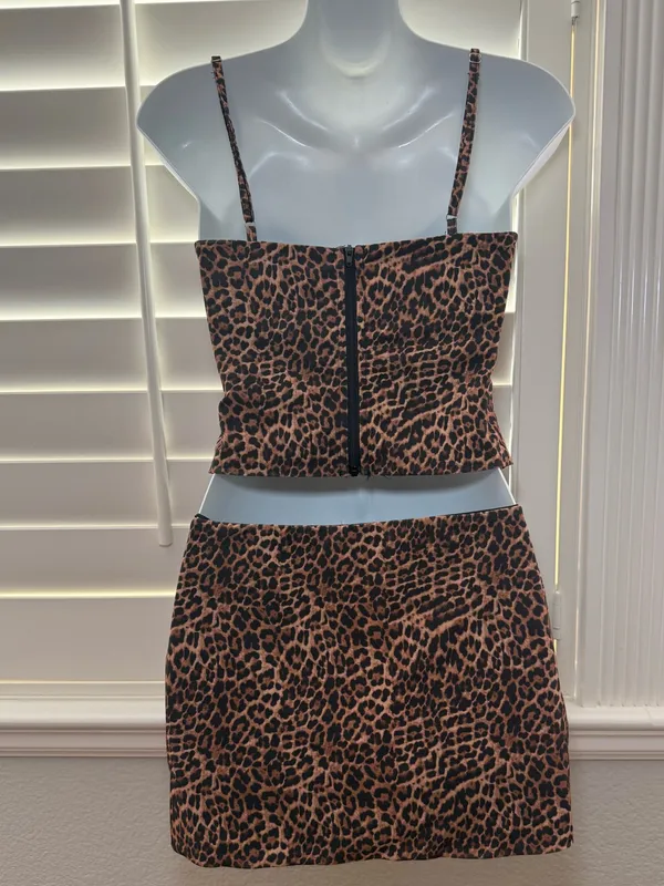 EDIKTED Edin Leopard Print Mesh Camisole & Skirt Set Size Small - Image 4