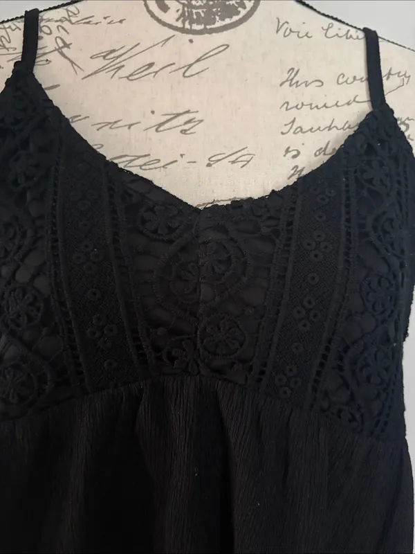 Maurices -Large- Black Crochet Bust Cami Tank - Image 2