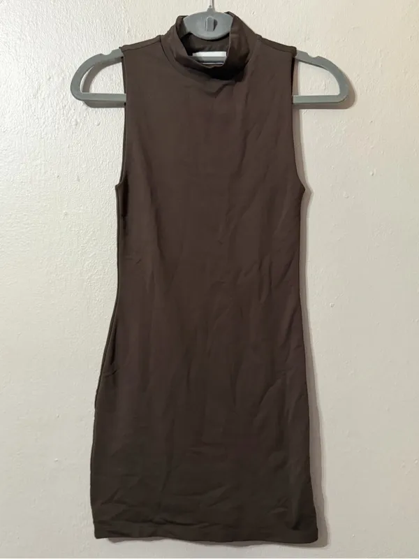 Aritzia Babaton contour mock neck mini dress size XS - Image 3