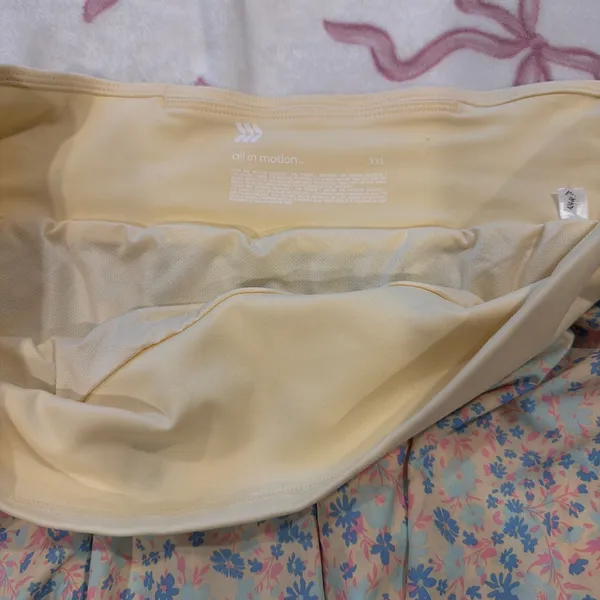 Target New summer flowy shorts - Image 4