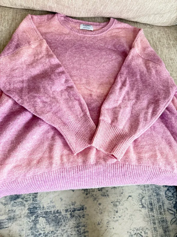 Old Navy Ombré Sweater - Image 2