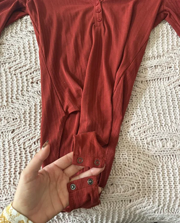 Forever 21 Red Ribbed Button Up Longsleeve Bodysuit - Image 5