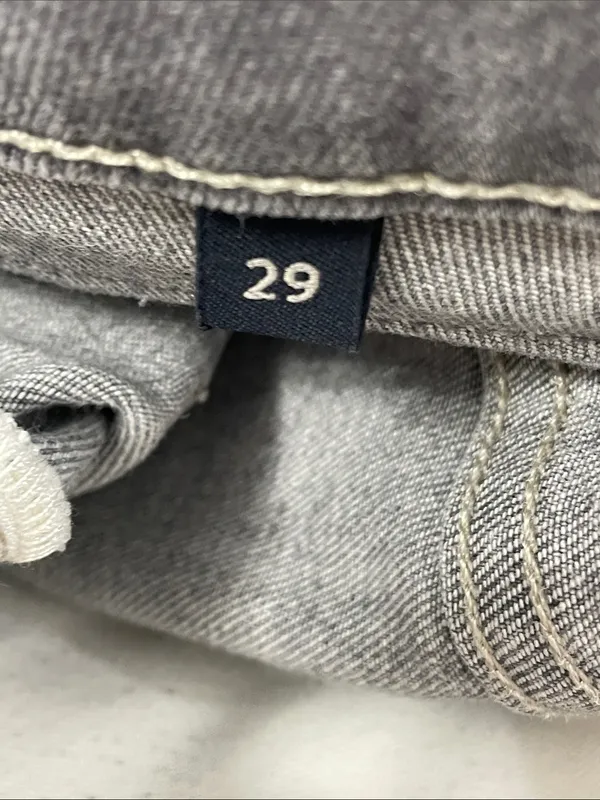 Citizens Of Humanity GagaE Straight Leg Jeans in Gray Wash - Image 6
