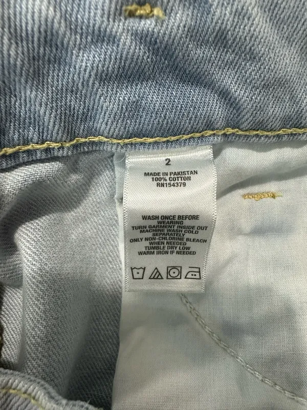 Aeropostale Distressed Light Wash Denim Mini Skirt Raw Hem Size 2 - Image 7