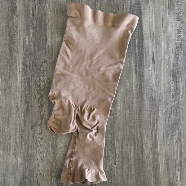 SKIMS New shapewear - Image 3
