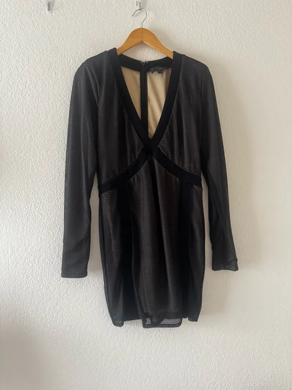 Michael Costello x REVOLVE Tallie Mini Dress in Black - Image 4