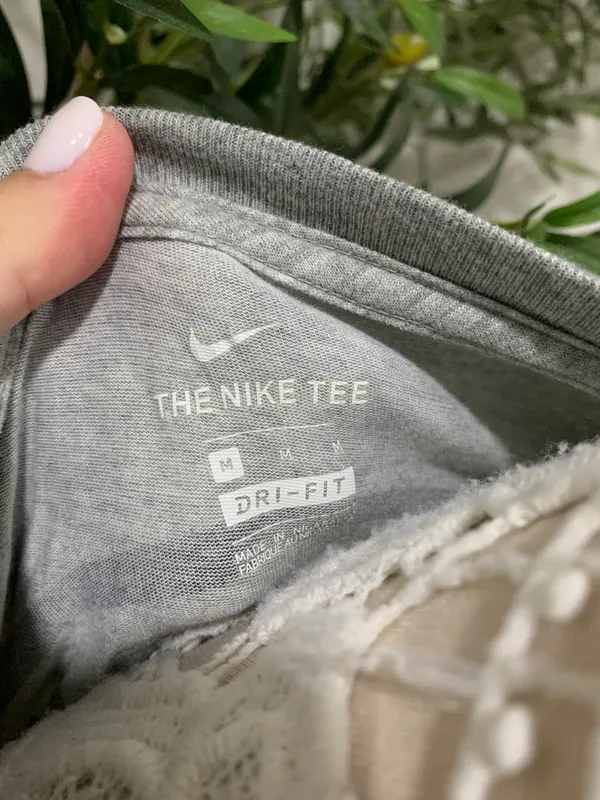 Nike Softball Tee Sz M - Image 3