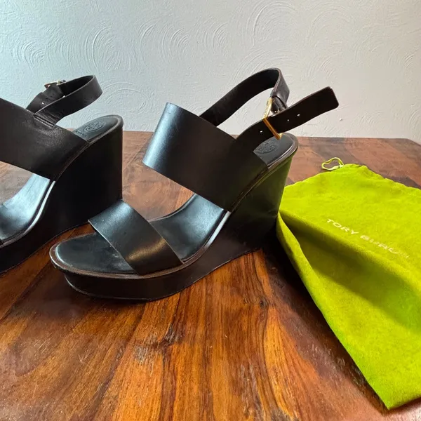 Tory Burch Black Leather Platform Wedge Sandals with Dust Bag Gold Buckle - Image 4