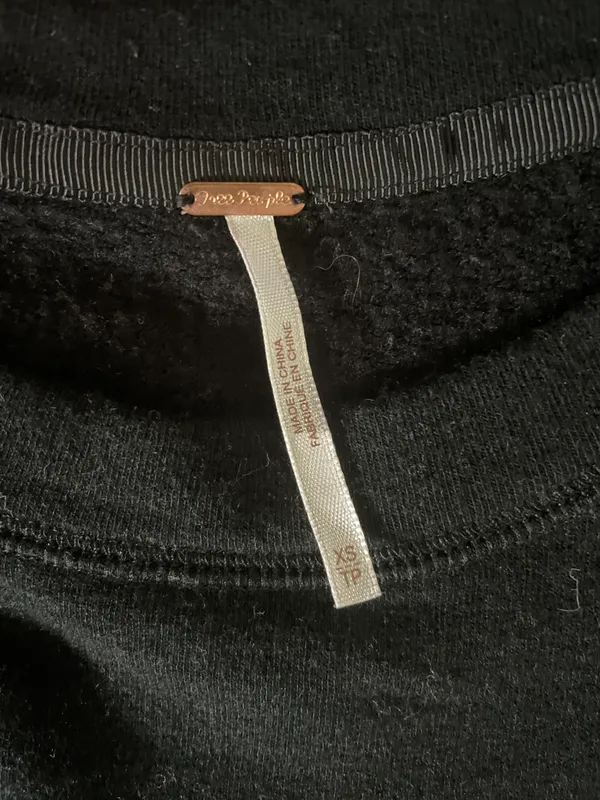 Cropped Crew Neck Sweater - Image 2
