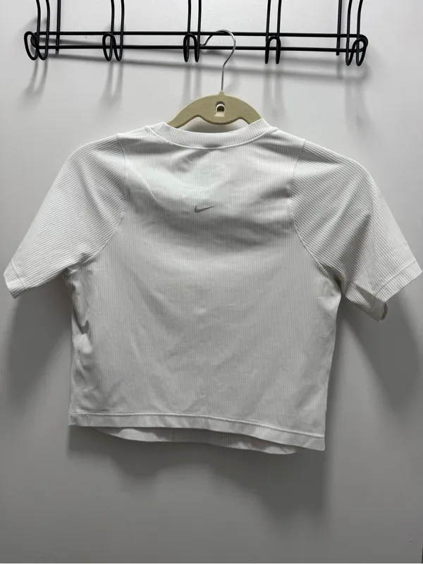 Nike Women’s Zenvy Cropped White Ribbed Top Medium Form Fitting Dri-Fit - Image 9