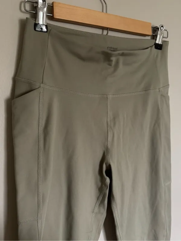 Girlfriend Collective Sage Mint Green 7/8 Length High Rise Pocket Legging Size M - Image 3