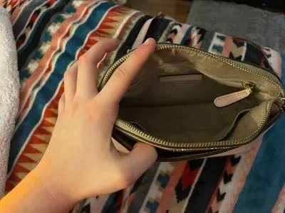 Michael Kors Purse. - Image 3