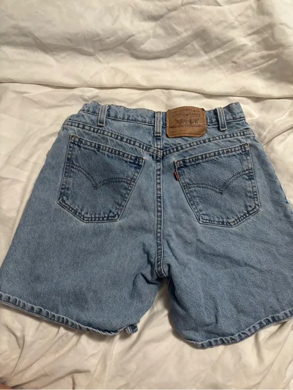 Levi’s 951 Orange Tab Relaxed Fit Light Wash Denim Shorts High Rise Cutoff - Image 4