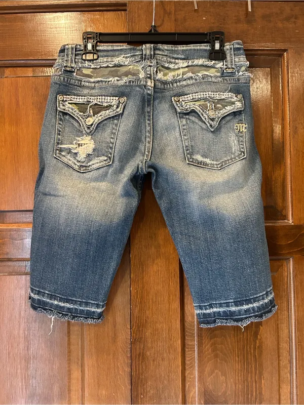 Miss Me Camo Bermuda Denim‎ Shorts Womens 29 Windsor JP4221B Distressed - Image 3