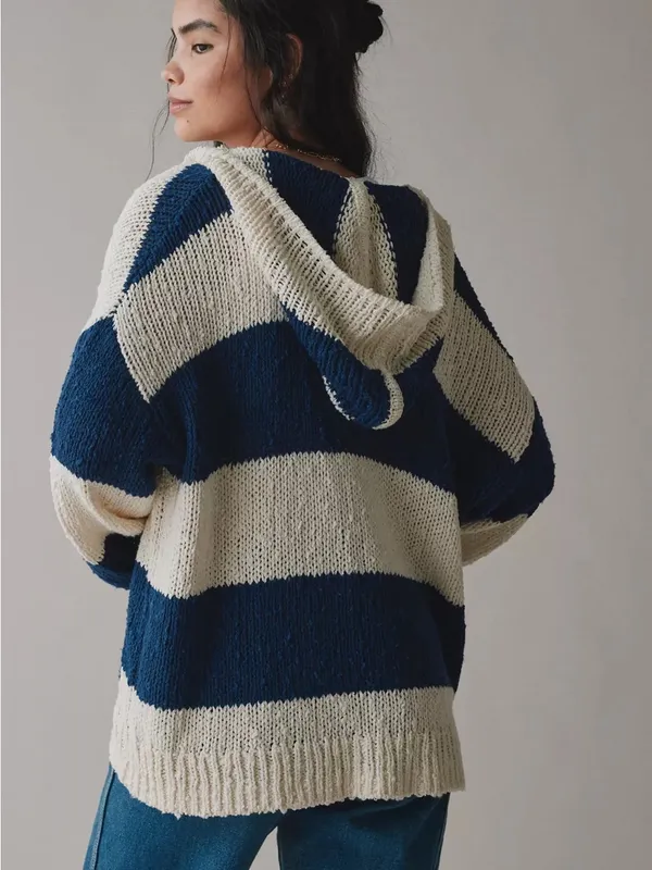Urban Outfitters BDG Tyler Chunky Blue and Cream Striped Open-Front Sweater - Image 3