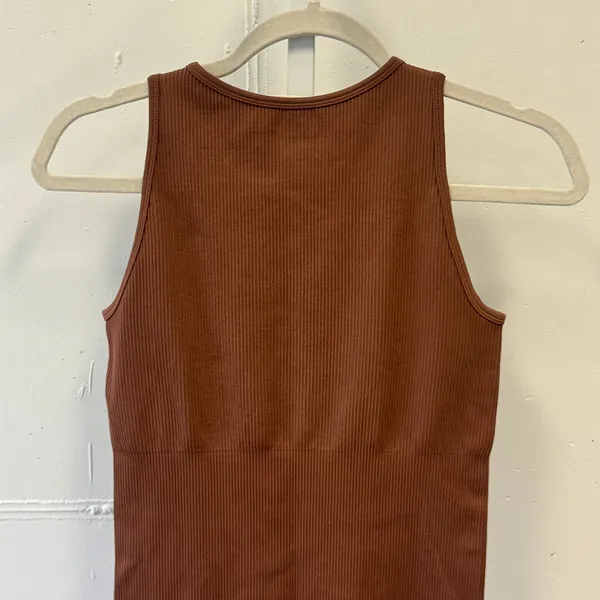 OQQ Ribbed Seamless Bodysuit Brown Sleeveless Crew Neck Thong Snap Large - Image 5