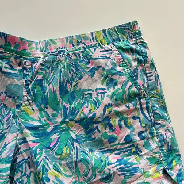 Lilly Pulitzer Ocean Trail Shorts -Size L - Image 8