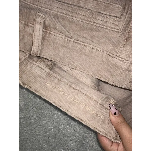 american eagle low rise wide leg cropped corduroy pants 10 short Pink/beige - Image 6