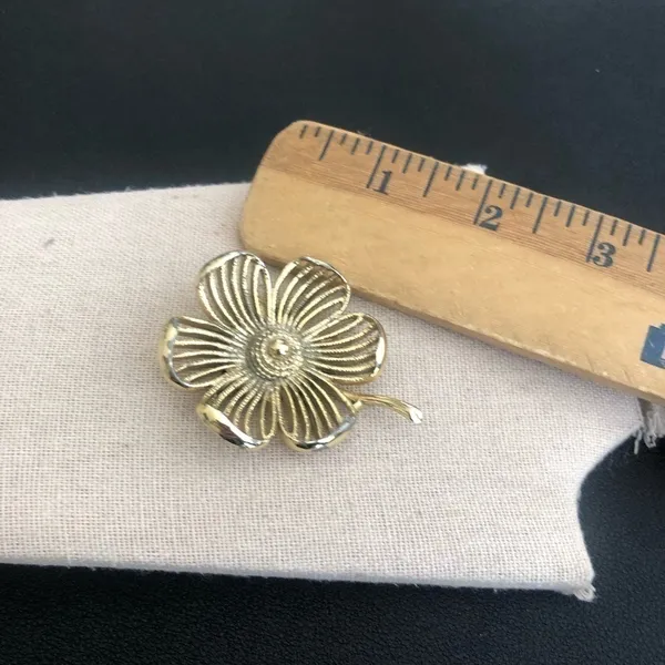 Vintage Flower Brooch - Image 3