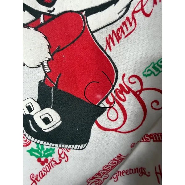 Vintage Christmas Panda Graphic Sweatshirt White Red Green Holiday Pullover L - Image 4