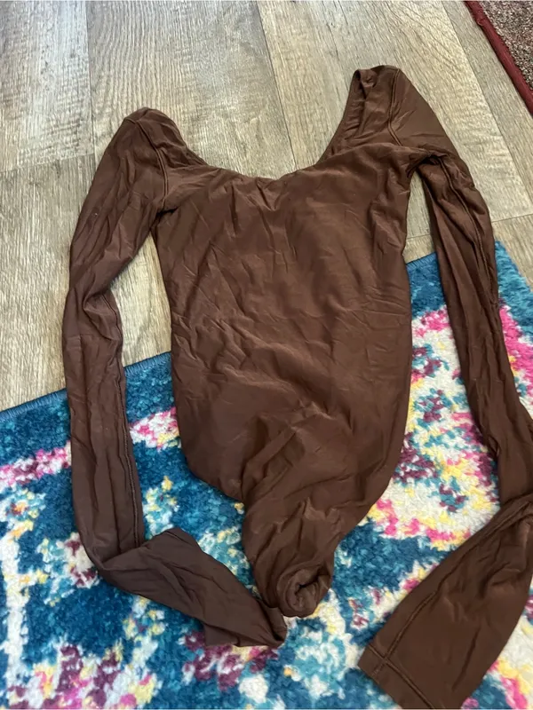 Aerie smootheez Women's Long-Sleeve Scoop Neck Bodysuit - Brown - Image 3