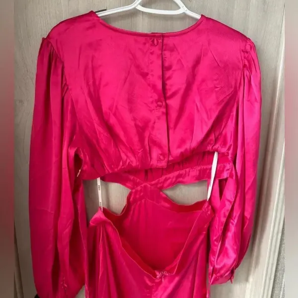 Rahi Pink‎ Midi Dress W/ Cutouts Longsleeve NWOT size large - Image 5