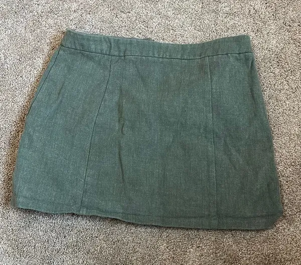 Rose & Remington Mini Skirt - Image 3