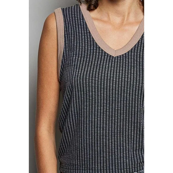 POL V-Neck Contrast‎ Ribbed Sleeveless Tank - Large - Image 6