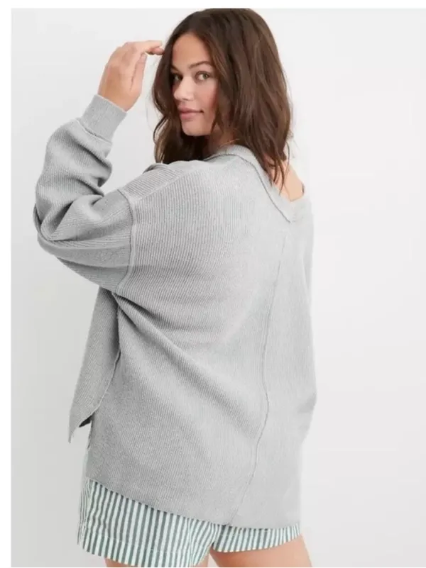 Aerie Wonder Textured Ribbed V-Neck Sweatshirt in Silver Shadow Small - Image 6