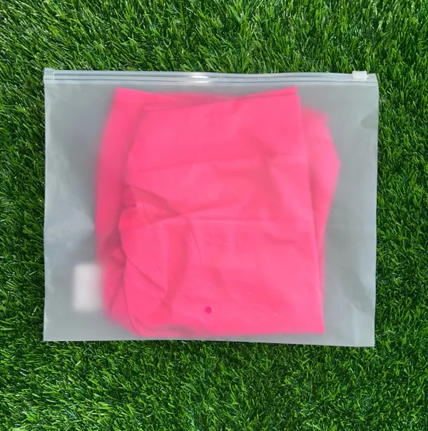 NATURYL by Niykee V Cut Shorts Pink Size M - Image 6