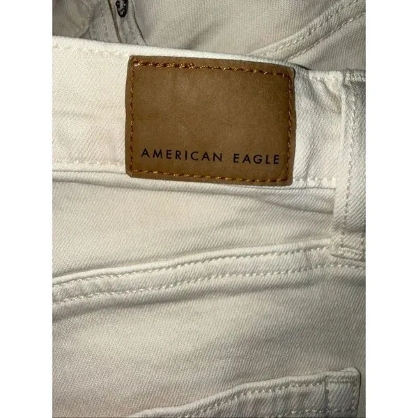 American Eagle Super High Rise Relaxed Short in Cream Size 8 #769 - Image 5